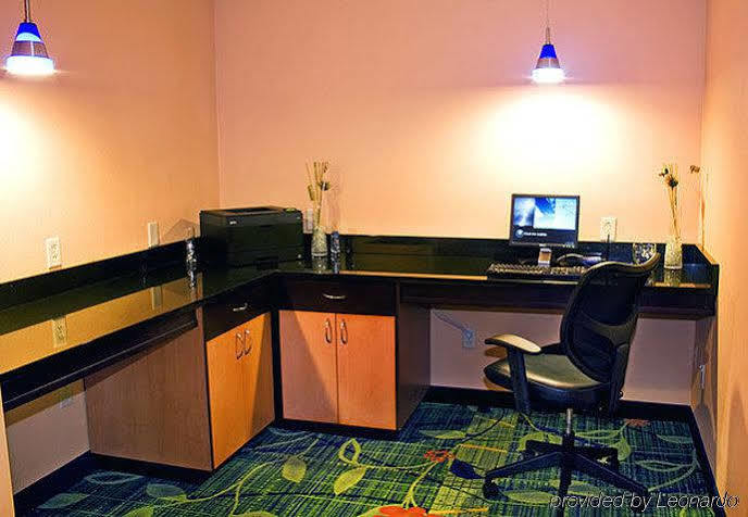 Fairfield Inn & Suites Hartford Manchester Exterior photo