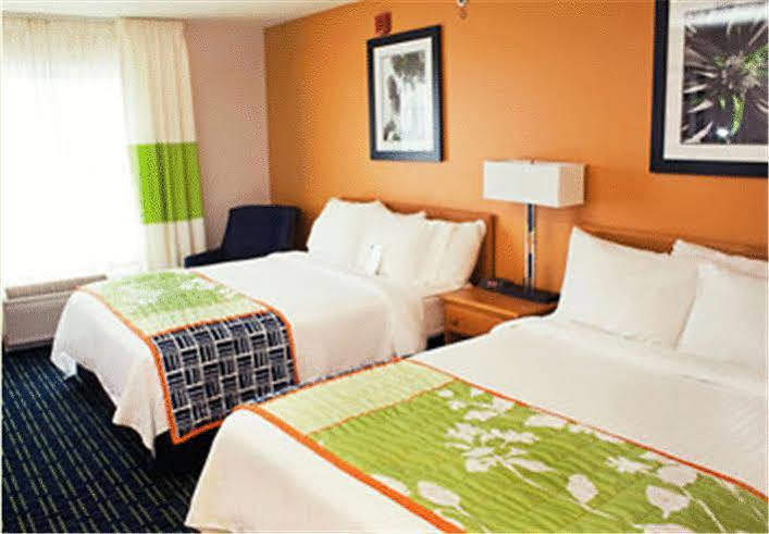 Fairfield Inn & Suites Hartford Manchester Exterior photo